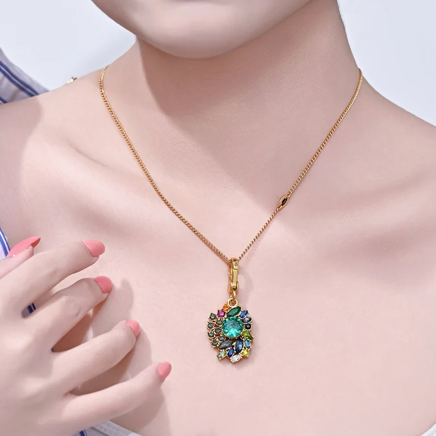 European and American Fashion Trends Sweet Fresh Geometric Shape Colored Crystal Pendant Pendant Necklace